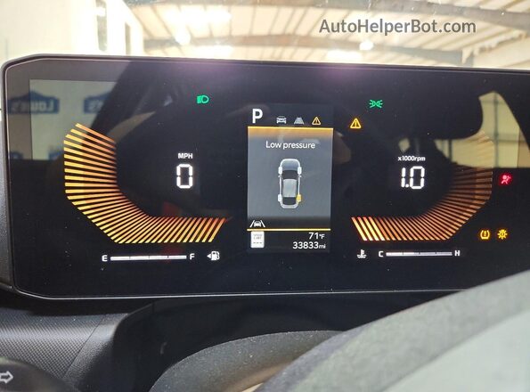 3KPFT4DE0SE089237 2025 KIA K4 Красный Вид щитка приборов
