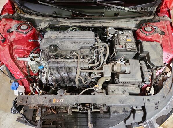 3KPFT4DE0SE089237 2025 KIA K4 Красный Вид задней части салона