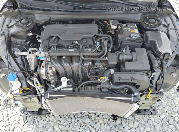 3KPFT4DE1SE195213 2025 KIA K4 Черный Вид задней части салона