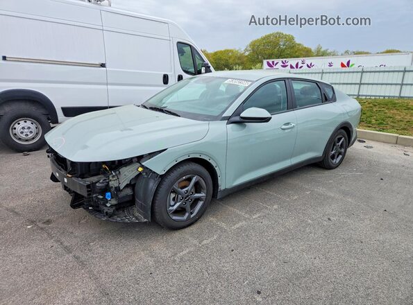 3KPFT4DE2SE042260 2025 KIA K4 Зеленый Передняя левая четверть