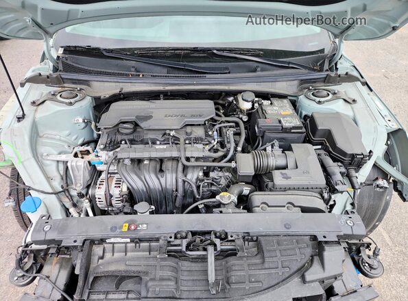 3KPFT4DE2SE042260 2025 KIA K4 Зеленый Вид задней части салона