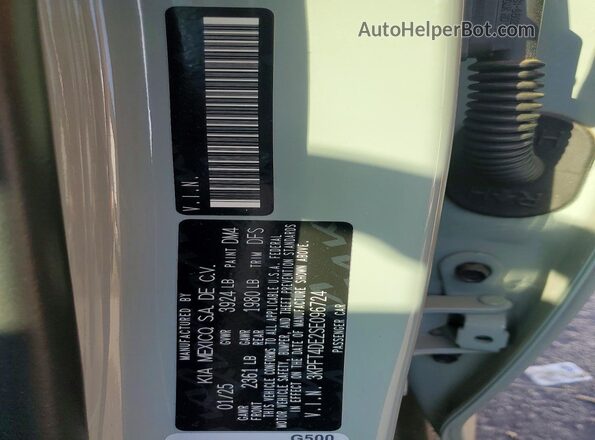3KPFT4DE2SE096724 2025 KIA K4 Зеленый Вид наклейки с VIN-кодом