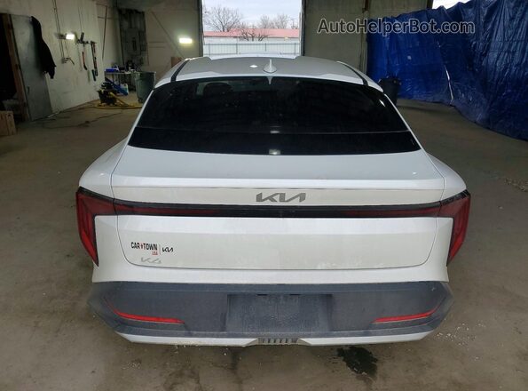 3KPFT4DE2SE182907 2025 KIA K4 White Widok z tyłu