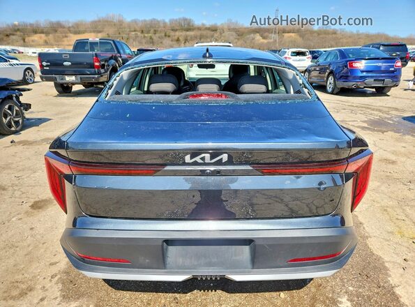3KPFT4DE2SE198346 2025 KIA K4 Серый Вид сзади