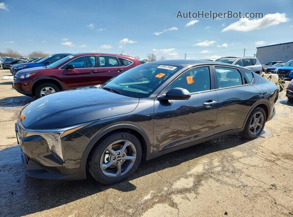 3KPFT4DE2SE198346 2025 KIA K4 Серый Передняя левая четверть