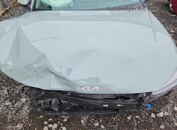 3KPFT4DE2TE252732 2026 KIA K4 Серый Вид задней части салона