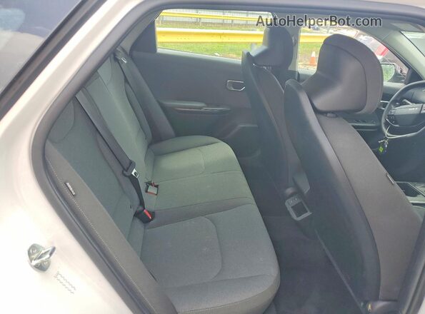 3KPFT4DE4SE032426 2025 KIA K4 Белый Вид задних сидений
