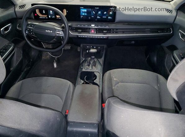 3KPFT4DE6SE066433 2025 KIA K4 Черный Вид панели приборов