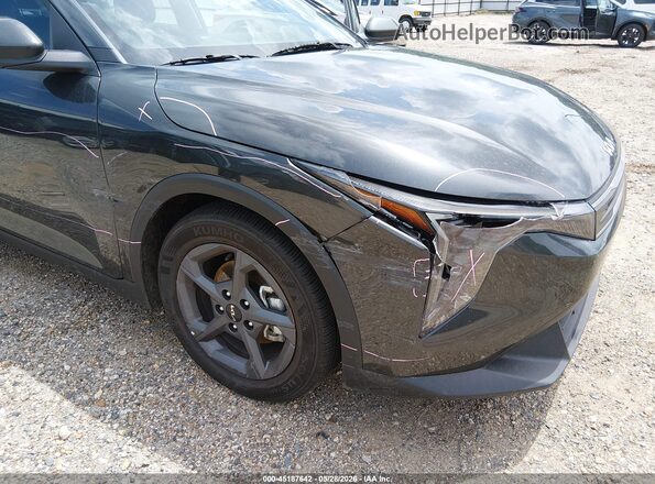3KPFT4DE7TE283913 2026 KIA K4 Черный Вид спереди