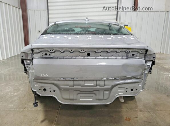 3KPFT4DE9TE254896 2026 KIA K4 Серый Вид сзади