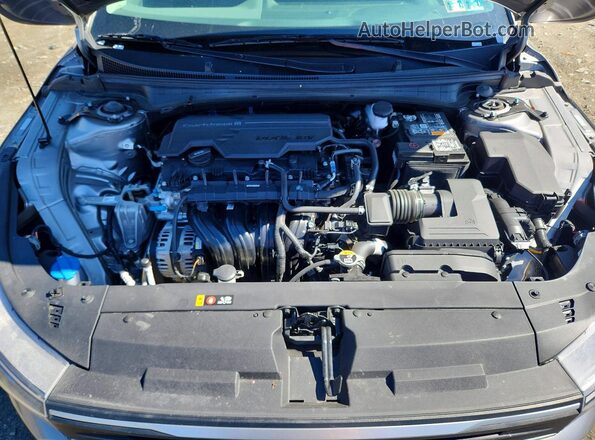 3KPFT4DEXSE020975 2025 KIA K4 Silver Vista interior trasera