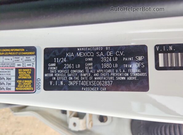 3KPFT4DEXSE062837 2025 KIA K4 White Widok komory silnika