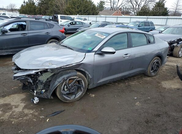 3KPFU4DE0SE120533 2025 KIA K4 Серебряный Передняя левая четверть