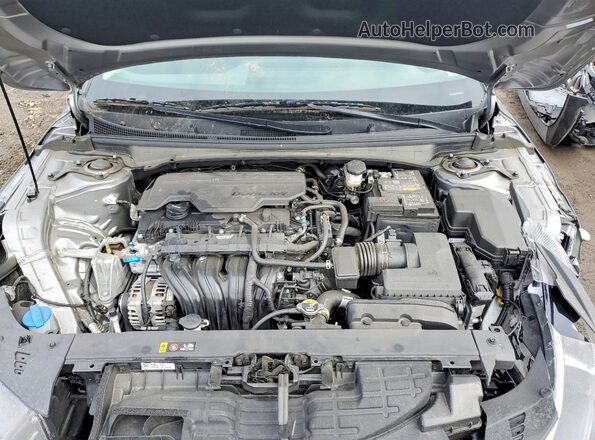 3KPFU4DE0SE120533 2025 KIA K4 Серебряный Вид задней части салона