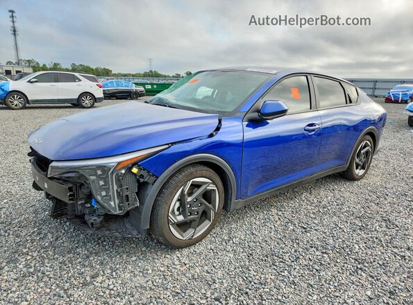 3KPFU4DE8SE070285 2025 KIA K4 Синий Передняя левая четверть