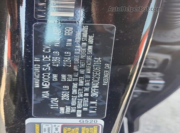 3KPFW4DC2SE067164 2025 KIA K4 Black Вид підкапотного простору