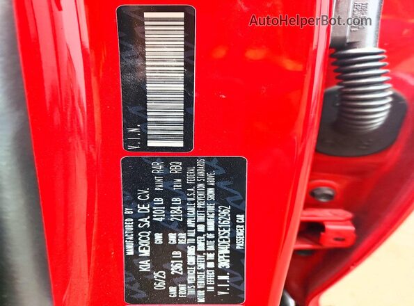3KPFW4DEXSE162962 2025 KIA K4 Красный Вид подкапотного пространства