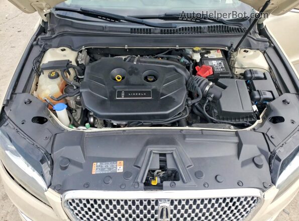 3LN6L5F90JR601751 2018 LINCOLN MKZ Beige Rear interior view