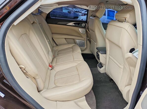 3LN6L5F92LR621972 2020 LINCOLN MKZ Темно-бордовый Вид задних сидений