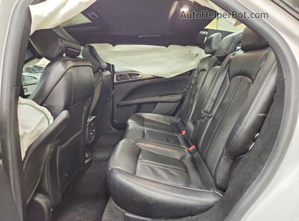 3LN6L5F94LR615185 2020 LINCOLN MKZ Белый Вид задних сидений
