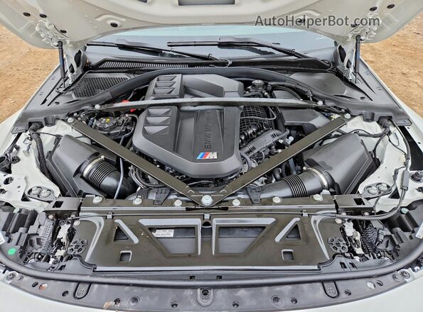 3MF23DM03T8F89229 2026 BMW M2 White Вид задньої частини салону