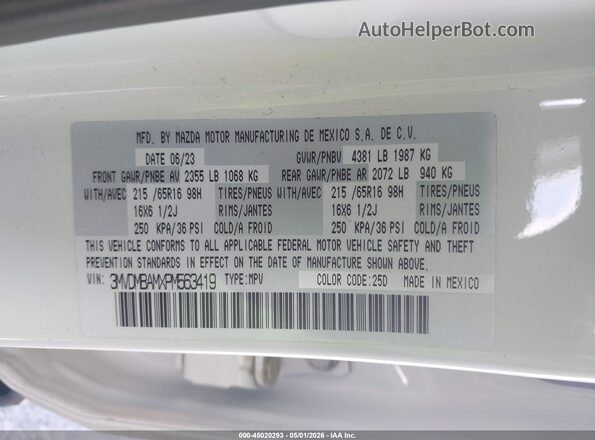 3MVDMBAMXPM563419 2023 MAZDA CX-30 White Vista del compartimento del motor