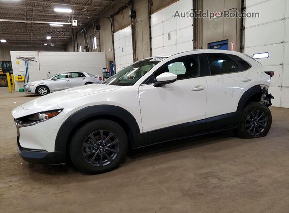 3MVDMBAMXRM644942 2024 MAZDA CX-30 White Vista tres cuartos delantera izquierda
