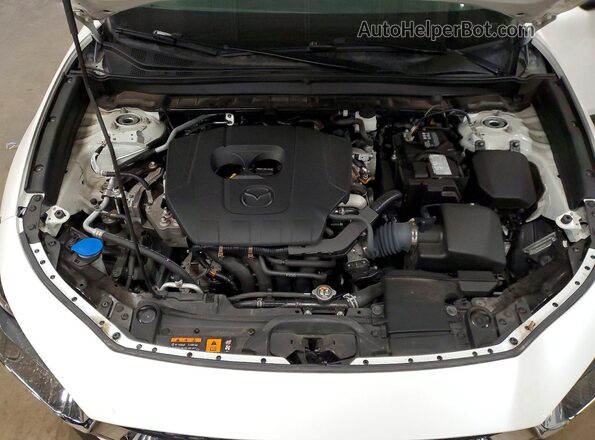 3MVDMBAMXRM644942 2024 MAZDA CX-30 White Vista del compartimento del motor