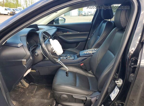 3MVDMBBL9MM215354 2021 MAZDA CX-30 Черный Вид салона спереди