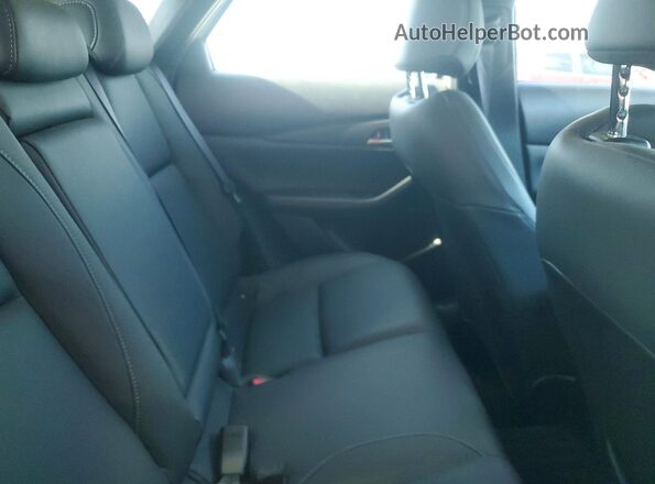 3MVDMBBM1RM674314 2024 MAZDA CX-30 White Vista de los asientos traseros