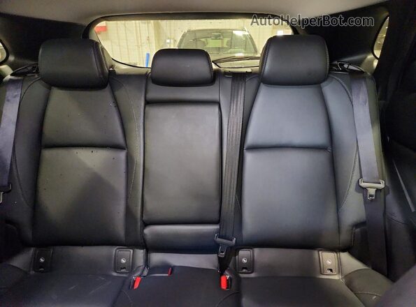3MVDMBBM3RM635157 2024 MAZDA CX-30 Gray Widok tylnych siedzeń
