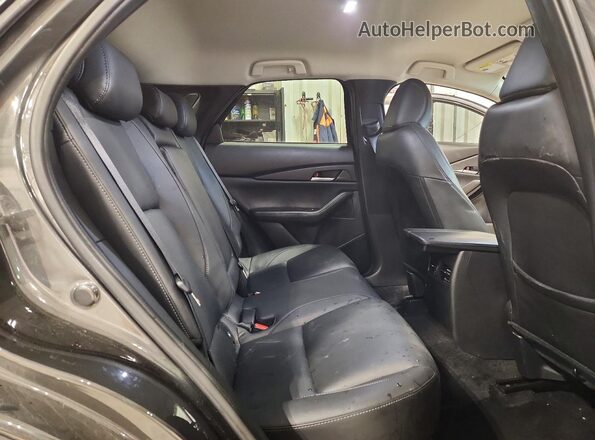 3MVDMBBM3RM635157 2024 MAZDA CX-30 Gray Widok wnętrza z tyłu