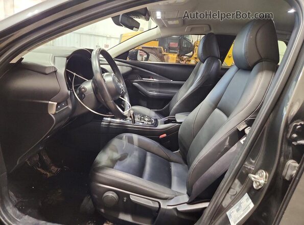 3MVDMBBM3RM635157 2024 MAZDA CX-30 Gray Widok wnętrza z przodu
