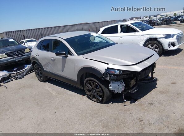 3MVDMBBM6RM659016 2024 MAZDA CX-30 Серебряный Передняя правая четверть