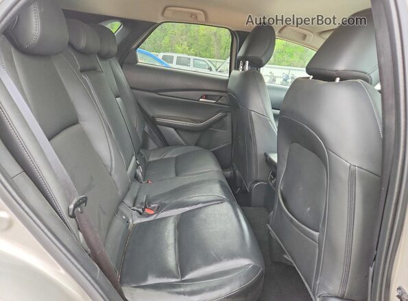 3MVDMBBM9RM698263 2024 MAZDA CX-30 Серый Вид задней части салона