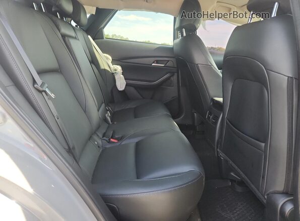 3MVDMBCL8TM106302 2026 MAZDA CX-30 Gray უკანა სალონის ხედი