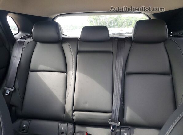 3MVDMBCL9TM134710 2026 MAZDA CX-30 Red Widok tylnych siedzeń