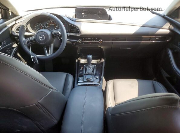 3MVDMBCM3RM665192 2024 MAZDA CX-30 Gray Dashboard view