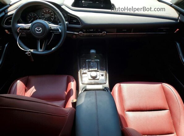 3MVDMBCM5SM834182 2025 MAZDA CX-30 Синий Вид панели приборов