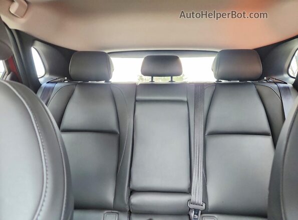 3MVDMBCM8RM629661 2024 MAZDA CX-30 Red Widok tylnych siedzeń