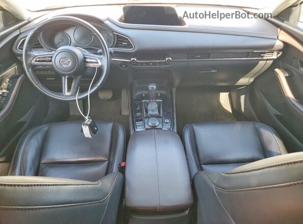 3MVDMBDM4PM537622 2023 MAZDA CX-30 Белый Вид панели приборов