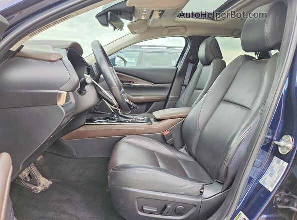 3MVDMBDM9PM507032 2023 MAZDA CX-30 Blue Սալոնի դիմացի տեսք