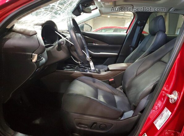 3MVDMBDY9PM552393 2023 MAZDA CX-30 Красный Вид салона спереди