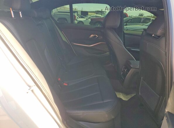 3MW49FS07P8C98017 2023 BMW M3 White Հետևի նստատեղերի տեսք