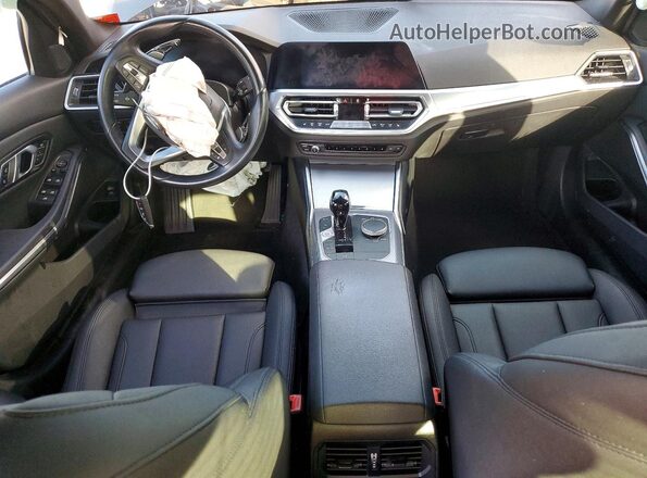 3MW5R1J06M8C07467 2021 BMW OTHER Серый Вид панели приборов