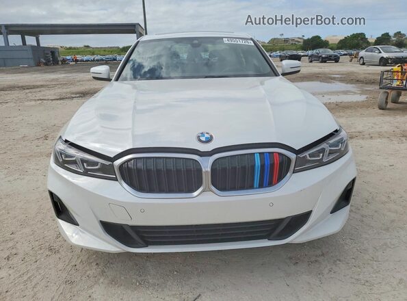 3MW69FF08R8E27677 2024 BMW OTHER Белый Вид спереди