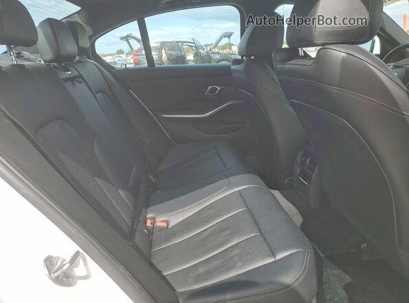 3MW69FF08R8E27677 2024 BMW OTHER Белый Вид задних сидений