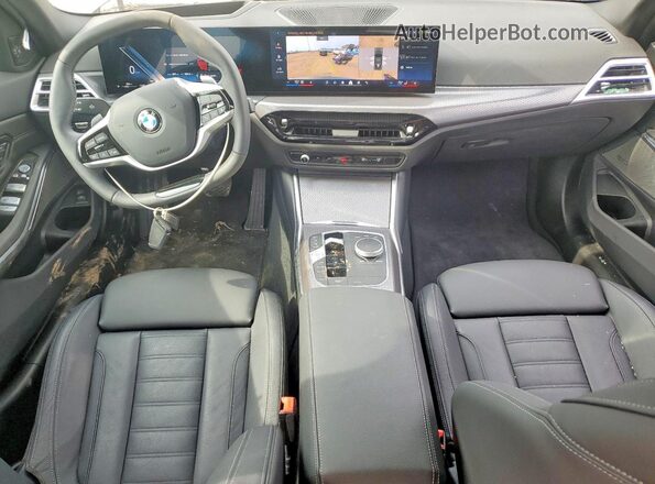 3MW89CW02S8F63493 2025 BMW OTHER Gray Widok deski rozdzielczej
