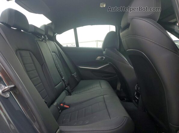 3MW89CW02S8F63493 2025 BMW OTHER Gray Widok tylnych siedzeń