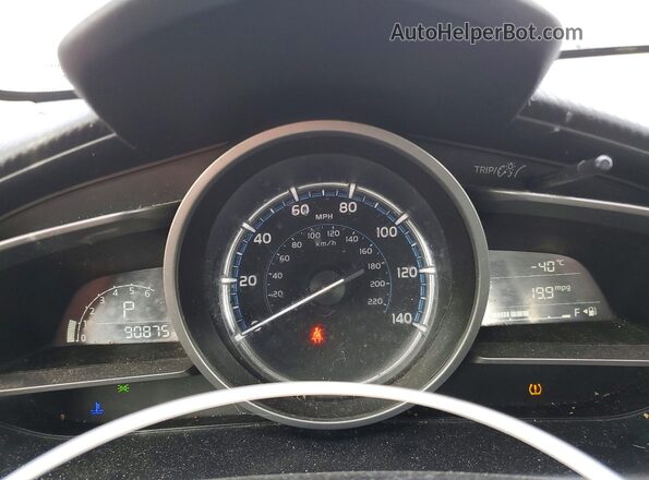3MYDLBYV0KY522884 2019 TOYOTA YARIS Silver Vista del cuadro de instrumentos